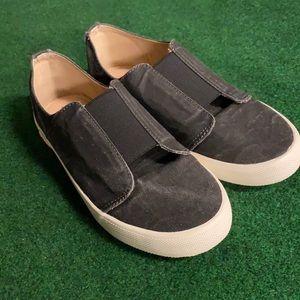 Roxy black distressed sneakers / flats size 6.5